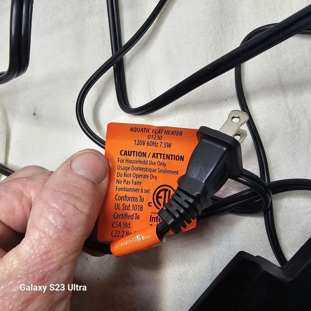 Aqueon Aquatic Flat Heater 7.5 Watts Submersible Shatter Proof Heater